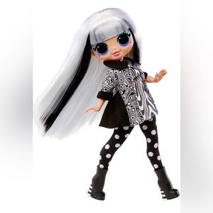 L.O.L. Surprise! O.M.G. Groovy Babe Fashion Doll with Multiple Surprises